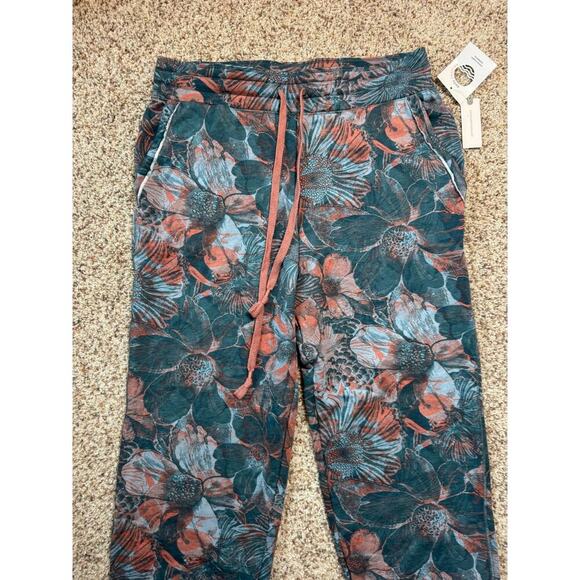 NWT - DAILY PRACTICE BY ANTHROPOLOGIE, Camilla Floral Jogger/Sweat Pants. LG - Picture 4 of 12